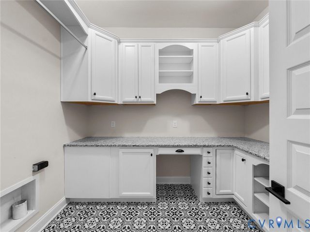 18319 Eagle Bend Dr, Moseley, VA 23120