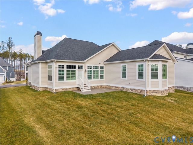 18319 Eagle Bend Dr, Moseley, VA 23120