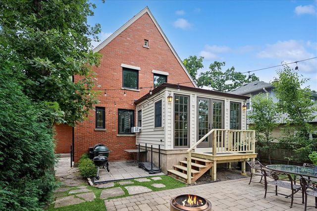 419 Provident Avenue, Winnetka, IL 60093
