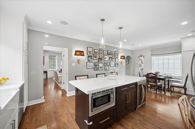 419 Provident Avenue, Winnetka, IL 60093
