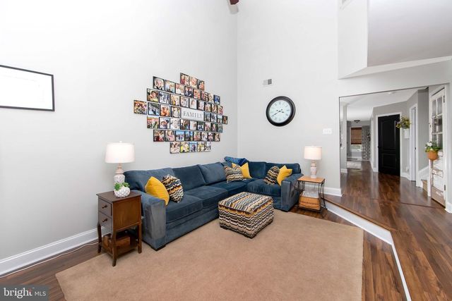 47 BARRY DR, Mantua, NJ 08051
