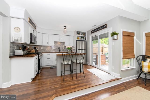 47 BARRY DR, Mantua, NJ 08051