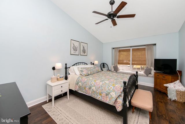 47 BARRY DR, Mantua, NJ 08051