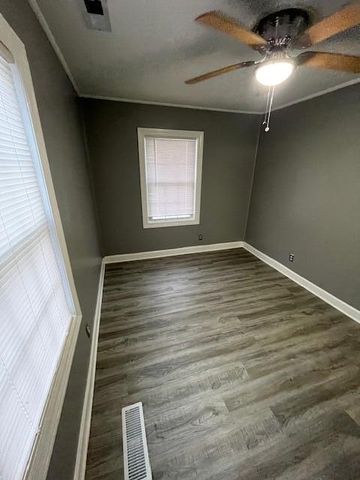 7315 Delaware Avenue, Hammond, IN 46323