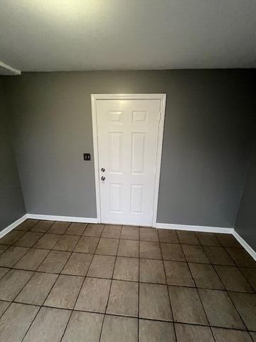 7315 Delaware Avenue, Hammond, IN 46323