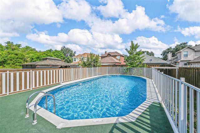 2305 Buckeye Drive, Mesquite, TX 75181