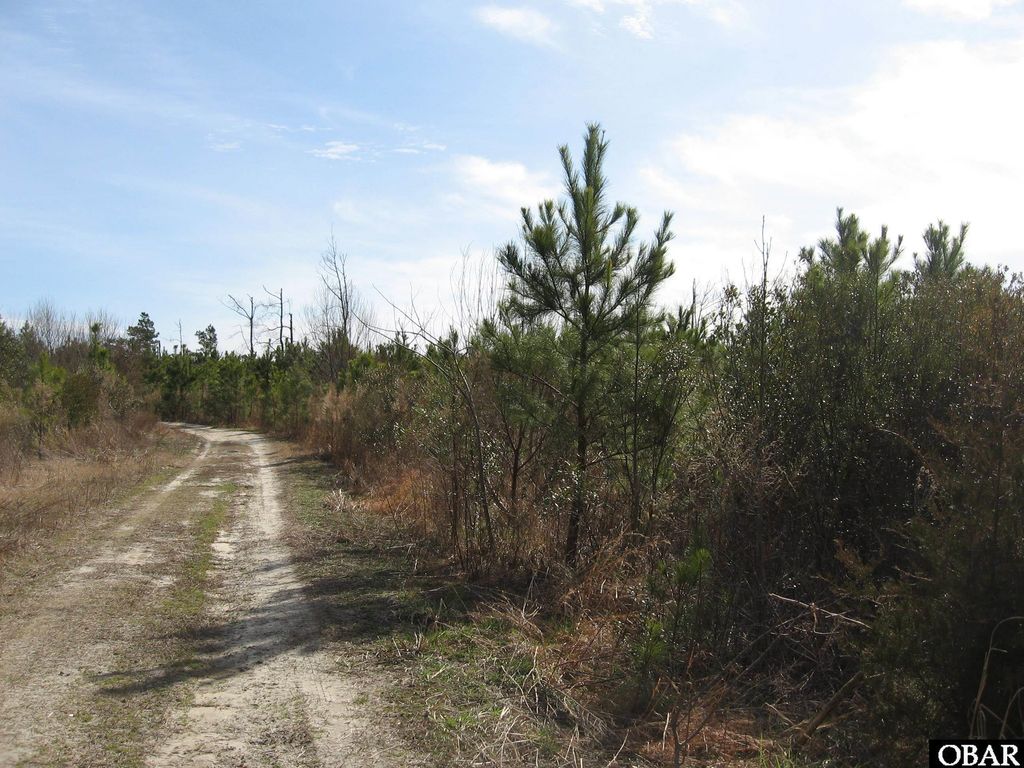 Image 13 of property listing at 4161 Caratoke Highway Lot #1, Barco, NC 27917