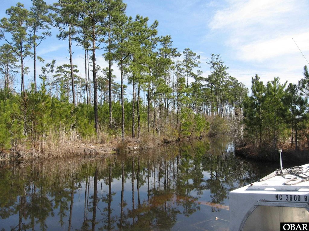 Image 5 of property listing at 4161 Caratoke Highway Lot #1, Barco, NC 27917