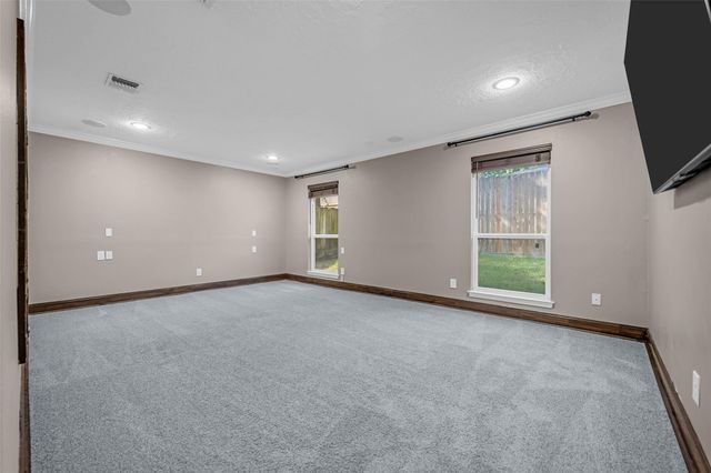 95 Paradise Valley Drive, Conroe, TX 77304