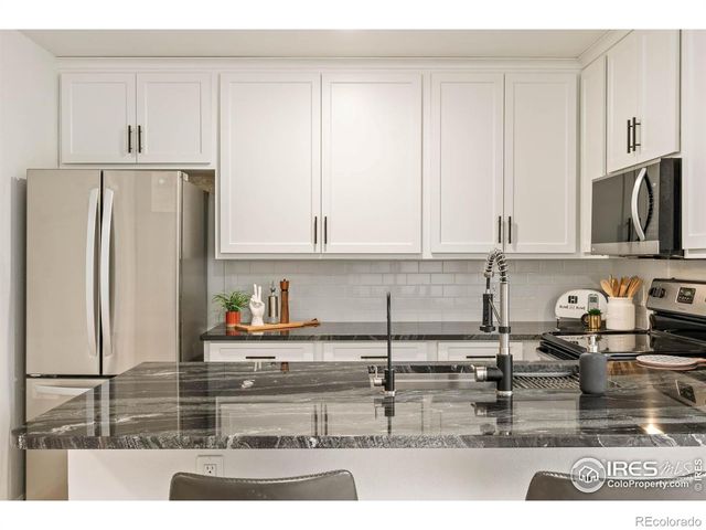 2620 Denver Avenue, Longmont, CO 80503