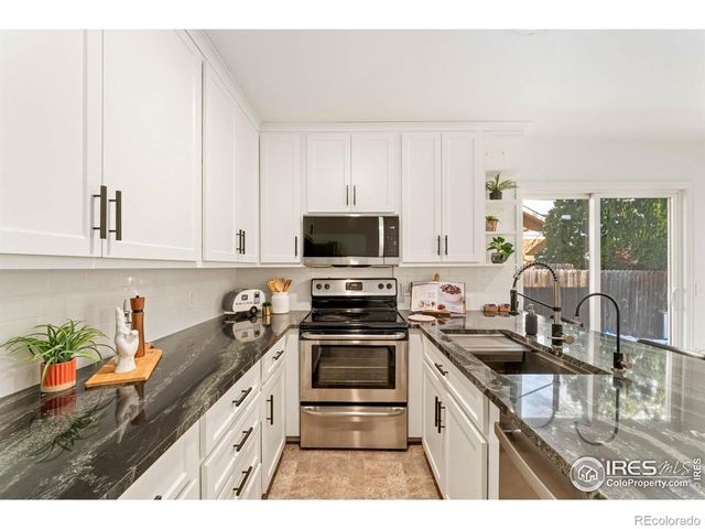 2620 Denver Avenue, Longmont, CO 80503