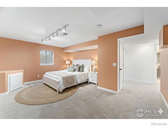 2620 Denver Avenue, Longmont, CO 80503