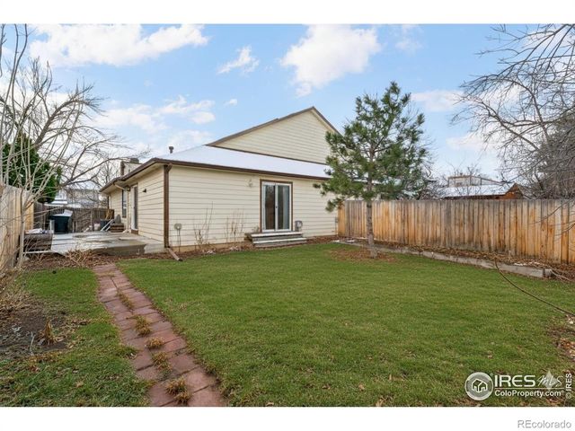 2620 Denver Avenue, Longmont, CO 80503