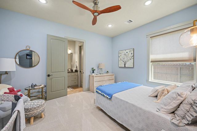 1833 Leela Springs Drive, Conroe, TX 77304