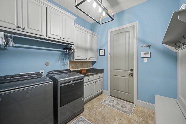 1833 Leela Springs Drive, Conroe, TX 77304