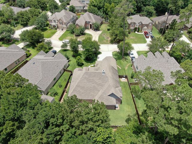 1833 Leela Springs Drive, Conroe, TX 77304