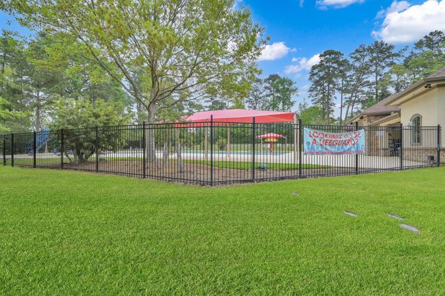 1833 Leela Springs Drive, Conroe, TX 77304
