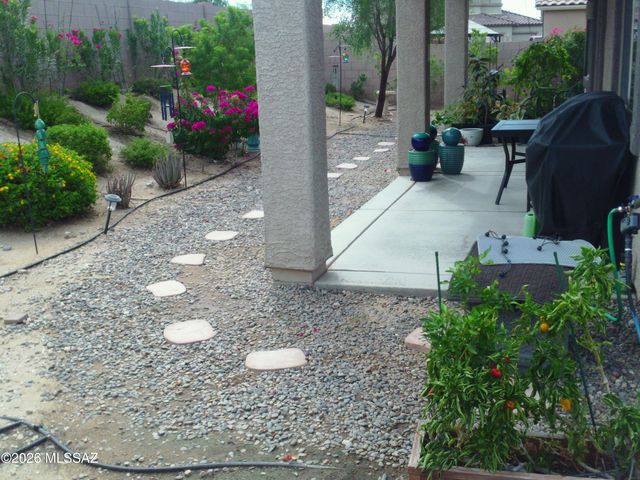 13898 N Swift Spear Drive, Marana, AZ 85658