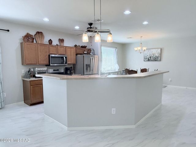 13898 N Swift Spear Drive, Marana, AZ 85658