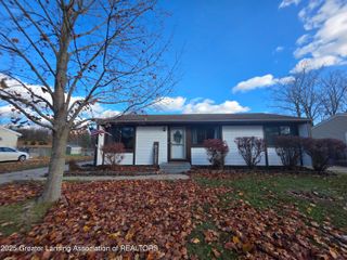 5727 Annapolis Drive, Lansing, MI 48911