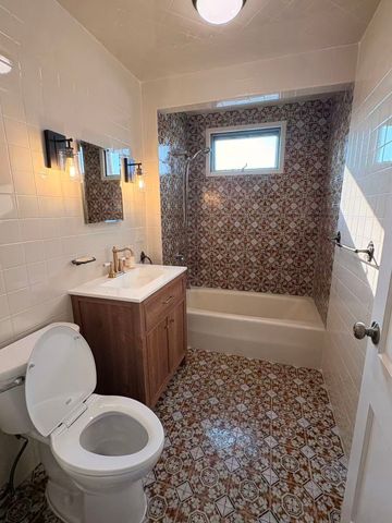 9-11 Saint James Rd 2, Medford, MA 02155