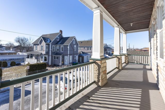 9-11 Saint James Rd 2, Medford, MA 02155