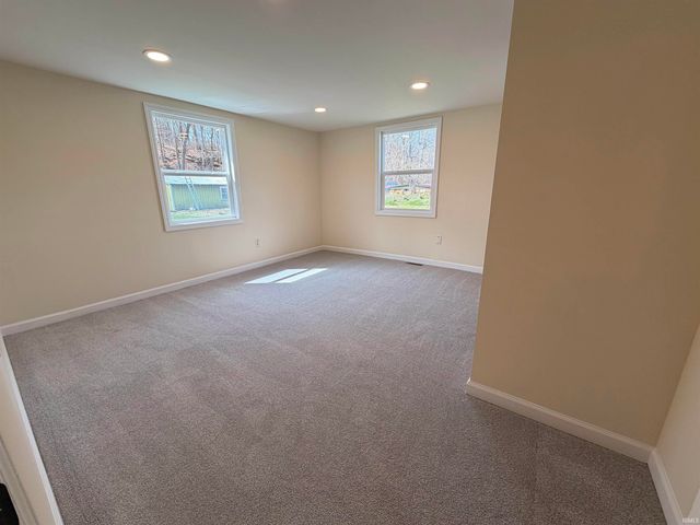 11592 E Main Street, Owensburg, IN 47453