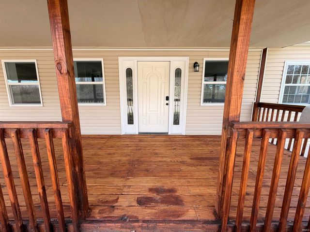 11592 E Main Street, Owensburg, IN 47453