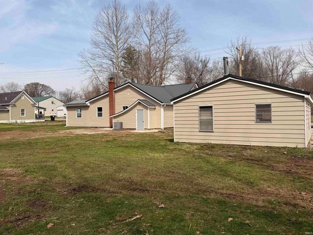 11592 E Main Street, Owensburg, IN 47453