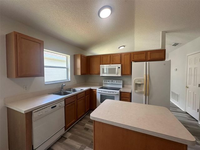25335 CRANES ROOST CIRCLE, Leesburg, FL 34748