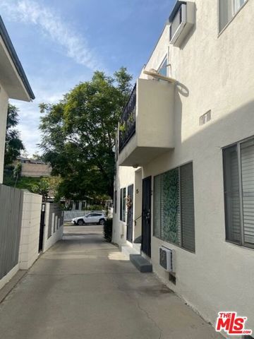 2038 Holly Drive, Los Angeles, CA 90068