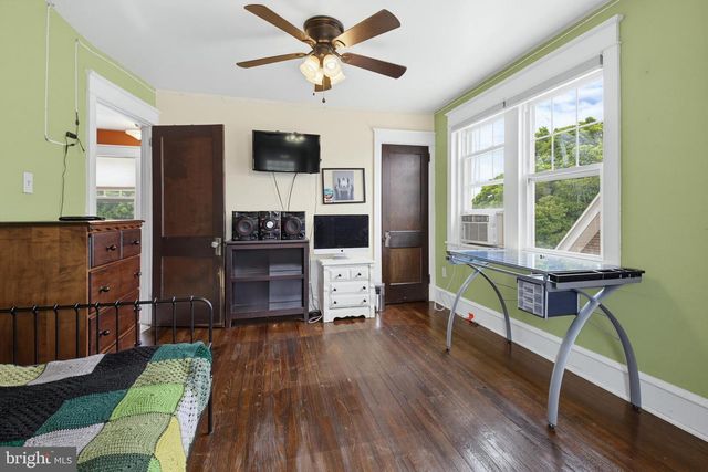 1402 BROOKE BLVD, Reading, PA 19607