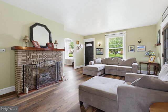 1402 BROOKE BLVD, Reading, PA 19607