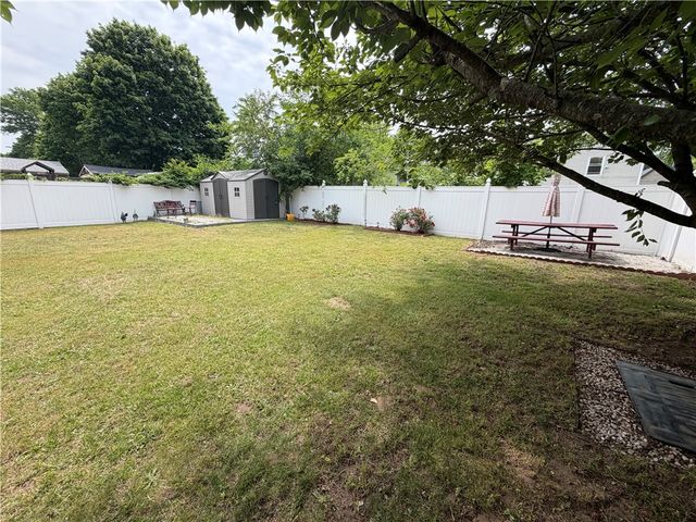 324 Dudley Street, Providence, RI 02907