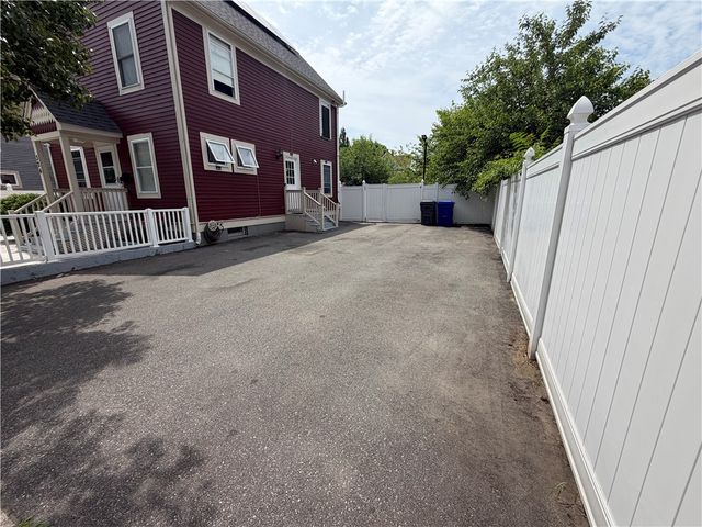 324 Dudley Street, Providence, RI 02907