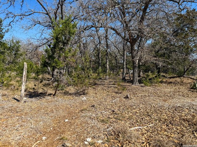 0 Park, Bandera, TX 78003