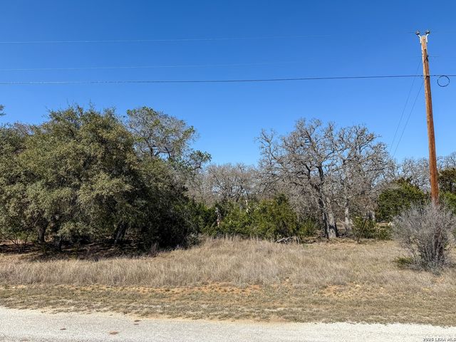 0 Park, Bandera, TX 78003