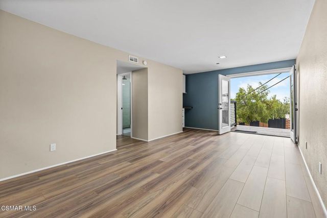 1165 Mcknight Road, Thousand Oaks, CA 91320