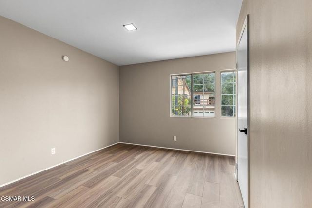 1165 Mcknight Road, Thousand Oaks, CA 91320