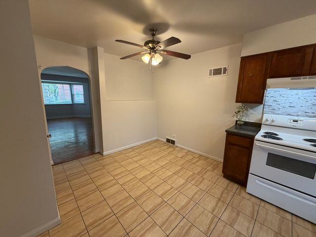 312 E 83rd Street 1, Chicago, IL 60619