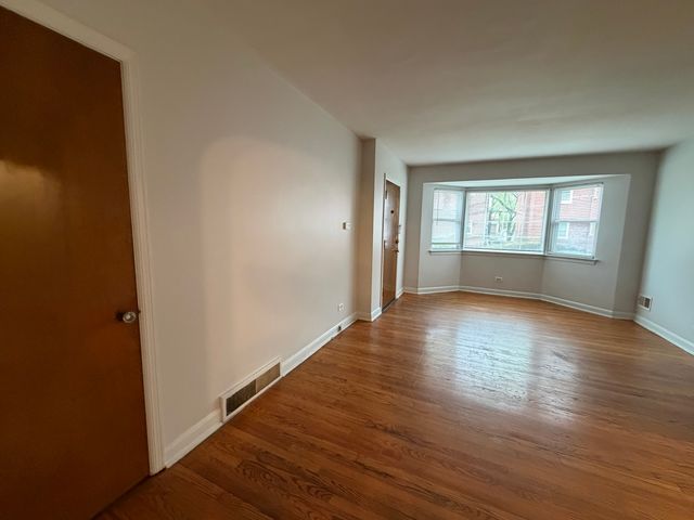 312 E 83rd Street 1, Chicago, IL 60619