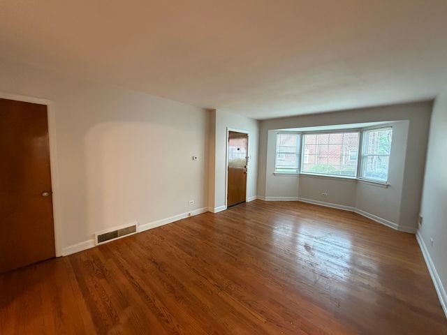 312 E 83rd Street 1, Chicago, IL 60619