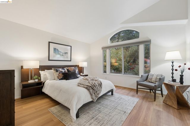 65 Seagull Dr, Richmond, CA 94804