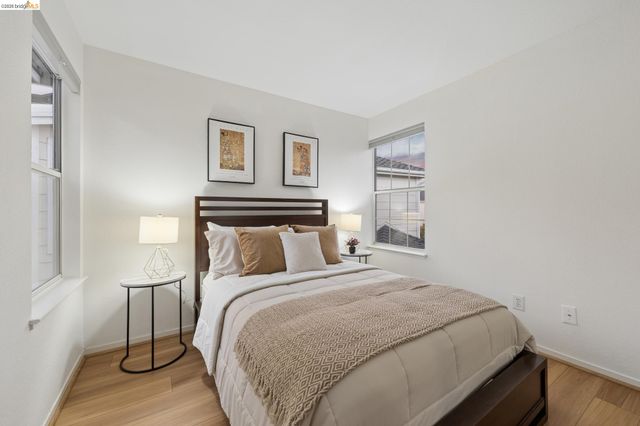 65 Seagull Dr, Richmond, CA 94804