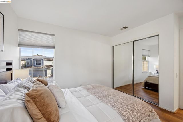 65 Seagull Dr, Richmond, CA 94804