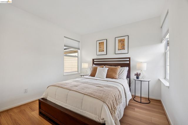 65 Seagull Dr, Richmond, CA 94804