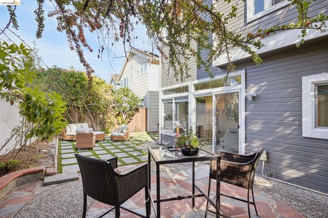 65 Seagull Dr, Richmond, CA 94804