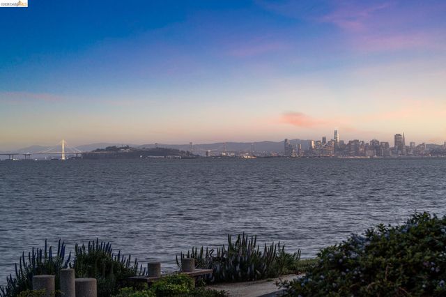 65 Seagull Dr, Richmond, CA 94804