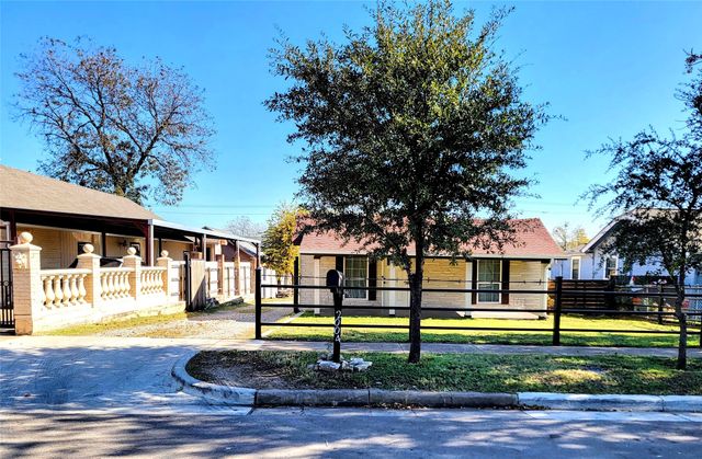 2004 Prairie Avenue, Fort Worth, TX 76164