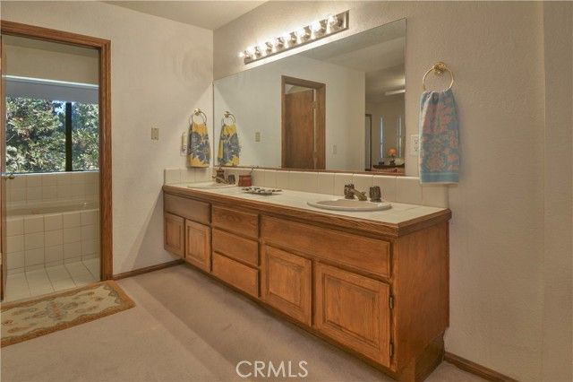 27494 White Fir, Lake Arrowhead, CA 92352